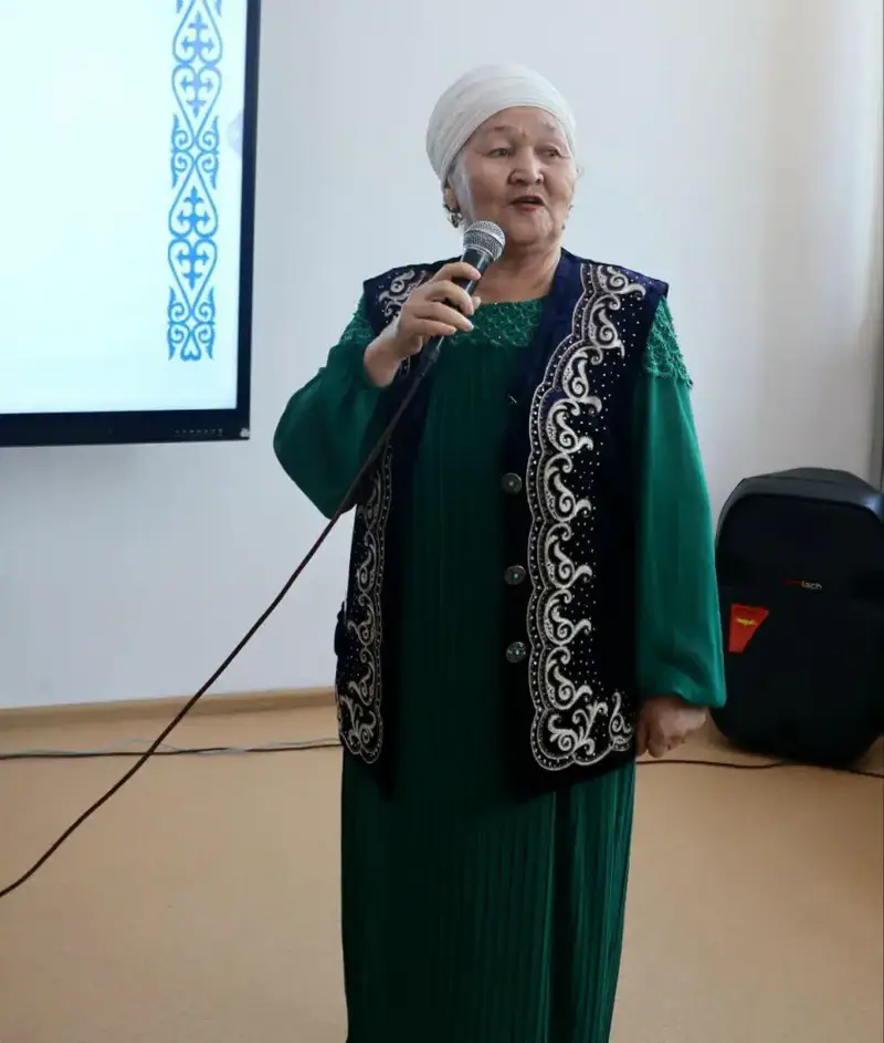 В Астане прошел литературно-музыкальный вечер, посвященный творчеству Туманбая Молдагалиева (2)