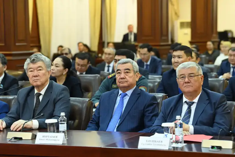 Обсуждены задачи, поставленные в Послании (8)