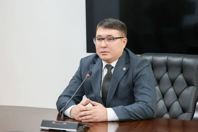 Отбор судей: влияние конкурсного интервью на профессиональные стандарты и общественное доверие к судебной системе {city2}