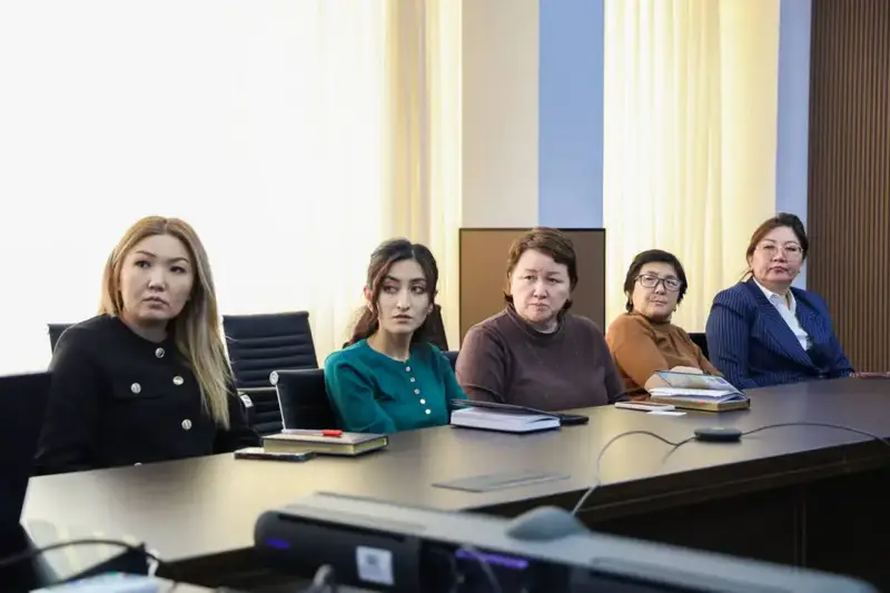 Семинар по антикоррупционной политике в Министерстве промышленности и строительства РК {city2}