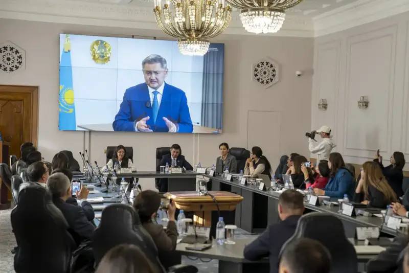 Научный прорыв: идеи молодых ученых в Алматы {city2}