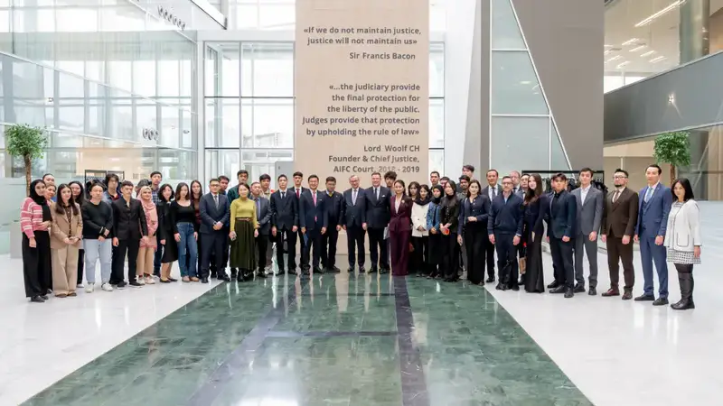 Международный форум о применении ИИ в праве: сотрудничество Казахстана и Китая {city2}