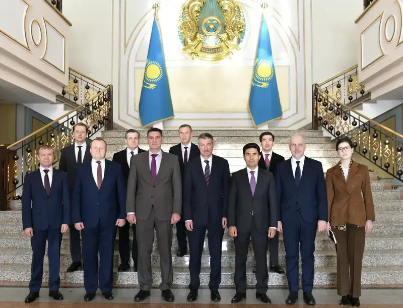 Казахско-российские консультации: шаг к укреплению безопасности и доверия в регионе {city2}