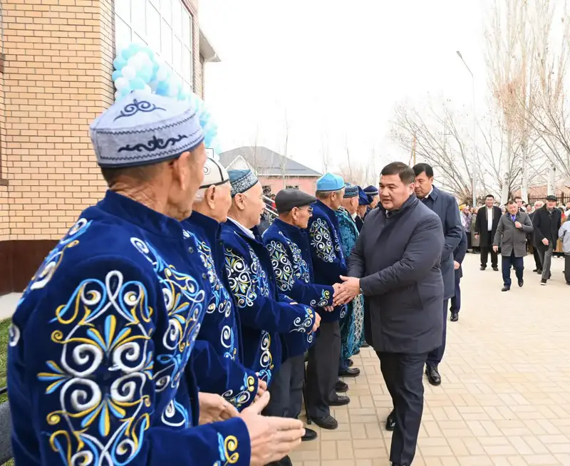 В селе Бестам Шиелийского района открылся клуб на 150 мест (7)