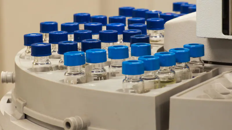 Общественник Дидар Смагулов направил запрос в посольство США, обвиняя Минздрав в коррупции при закупках вакцин от коклюша. {city2}