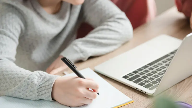 Костанай: 74 класса в онлайн-режиме — учимся из дома! {city2}