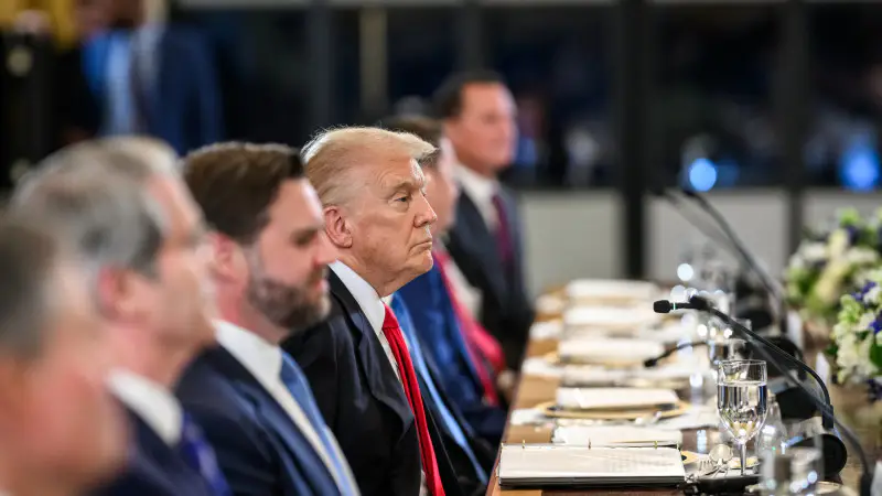 Трамп и Токаев: неожиданные акценты на саммите C5+1 {city2}