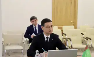 Обсуждение сотрудничества и цифровизации в социально-трудовой сфере между Казахстаном и Туркменистаном