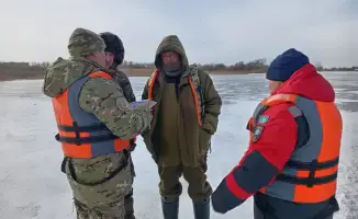 Общественная безопасность под угрозой: МЧС предупреждает о рисках выхода на тонкий лёд в осенне-зимний период