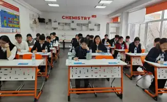 Интеллектуальная игра «Лидер XXI века»: школьники Карагандинской области демонстрируют высокий уровень образования