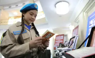 Жасмина Тузелова из Казахстана выходит в финал шоу «Голос. Дети» в Москве