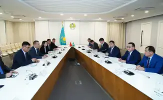 ТУРКЕСТАН: НУРАЛХАН КУШЕРОВ ВСТРЕТИЛСЯ С ИНОСТРАННЫМИ ИНВЕСТОРАМИ ДЛЯ ОБСУЖДЕНИЯ НОВЫХ ПРОЕКТОВ