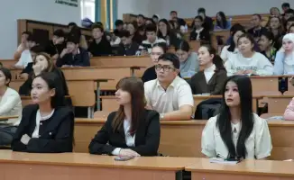 «Таза Қазақстан»: в Астане прошла лекция на тему «Экологическая чистота и гармония духовной чистоты»