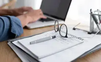 Что стоит за балансом на рынке труда в октябре?