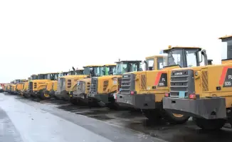 Аким области сообщил о готовности спецтехники для зимней уборки снега в Актобе