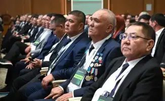 30 передовиков агропромышленного комплекса награждены на втором форуме работников сельского хозяйства