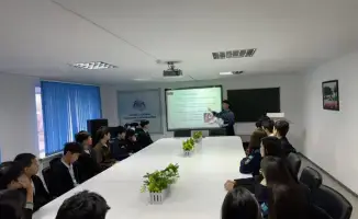 День открытых дверей в колледже: студенты узнали о ВИЧ и прошли экспресс-тест