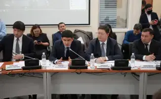 Отходы в дело: Казахстан ищет ходы для чистоты!