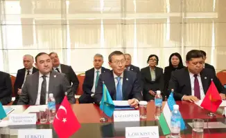 Дипфейки и выборы: что обсудили в Бишкеке?