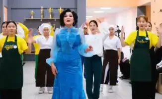 Участие 700 студентов в видеоклипе на гимн рабочих профессий: шаг к повышению престижа труда среди молодежи