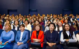 Тіл форум для учителей казахского языка в Алматинской области обсуждение методик цифровых технологий грамотности