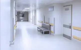 Последствия обрушения фасада ЖК: состояние пострадавших и вопросы безопасности