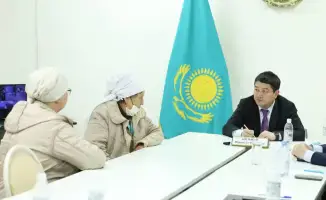 Нурдаулет Килыбай обсуждает насущные проблемы граждан Жанаозена на открытом приёме