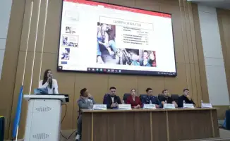 Спортсмены и эксперты делятся опытом борьбы с наркотиками на акции в Казахском агротехническом университете