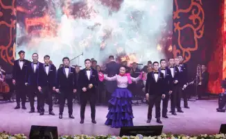 Гайни Жумашева выступила с концертом в Астане, исполнив более 30 произведений с ансамблем и оркестром