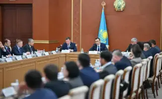 В Карагандинской области спикер Сената обсудил с депутатами маслихатов ключевые меры для стимулирования экономического роста Казахстана