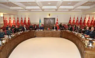 Визит министра обороны Казахстана в Турцию: укрепление военного сотрудничества