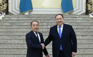 Новый Посол Кыргызстана в Астане вручил грамоты