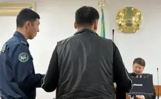 Казахстанцы могут вернуть деньги, отправленные Ильясу Сариеву, казахскому Робин Гуду