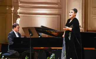 Сольный концерт Майры Мұхамедқызы в Париже 30-летие творческой деятельности классическая музыка