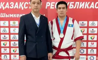 Туркестанцы блестят на чемпионате по борьбе в Шымкенте
