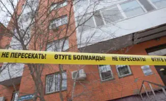Обрушение облицовки в Астане: акимат сообщает, что жилой дом не был в списке аварийных