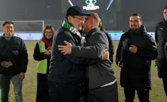 Депутаты в октябре: как казахстанские чиновники играли в "рассрочку" на фоне народных забот