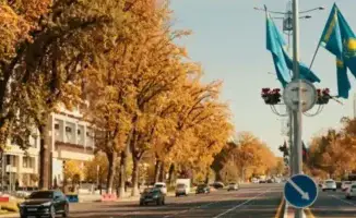 Ташкент готовится к визиту Президента Казахстана: улицы украсили флагами Казахстана