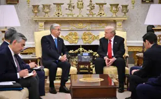 Токаев и Трамп провели телефонный разговор с Нетаньяху из Овального кабинета
