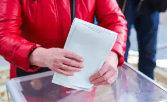 В Казахстане предложили приостановить выборы акимов районного уровня: депутаты Мажилиса Ерлан Саиров и Мархабат Жайымбетов выступили с инициативой пересмотра механизма выборов.