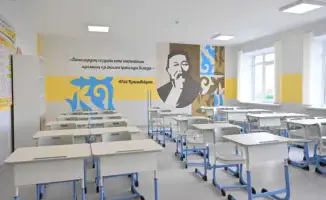 Абай: Решение проблемы школьных мест и итоги образования за 2025 год