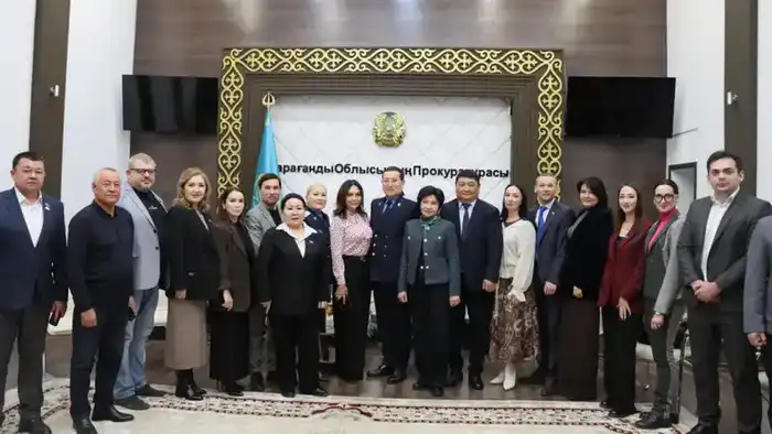 День открытых дверей в прокуратуре Карагандинской области: депутаты, журналисты и студенты наблюдают за работой надзорного органа {city2}