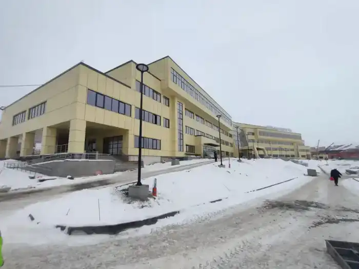 В Риддере строятся новые школа и больница {city2}