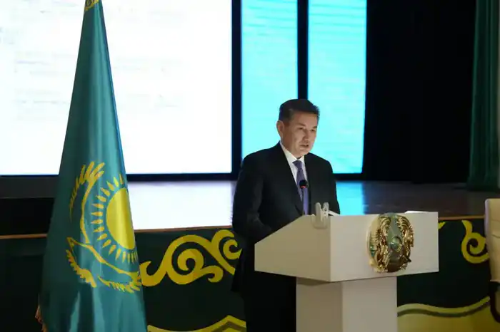 Ремонт дорог в районе Алтай продолжается {city2}