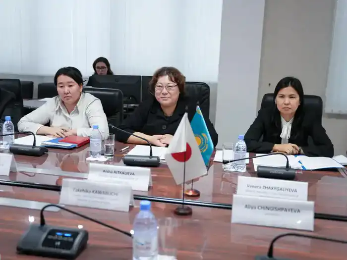 Судебные мосты: Айша Айткалиева и Такехико Кавабучи обсуждают правовые горизонты сотрудничества {city2}