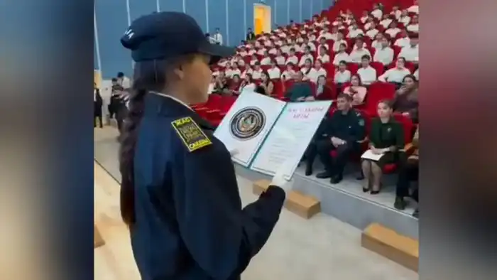 Полицейский класс “Жас сақшы” торжественно принял присягу в Жамбылской области {city2}