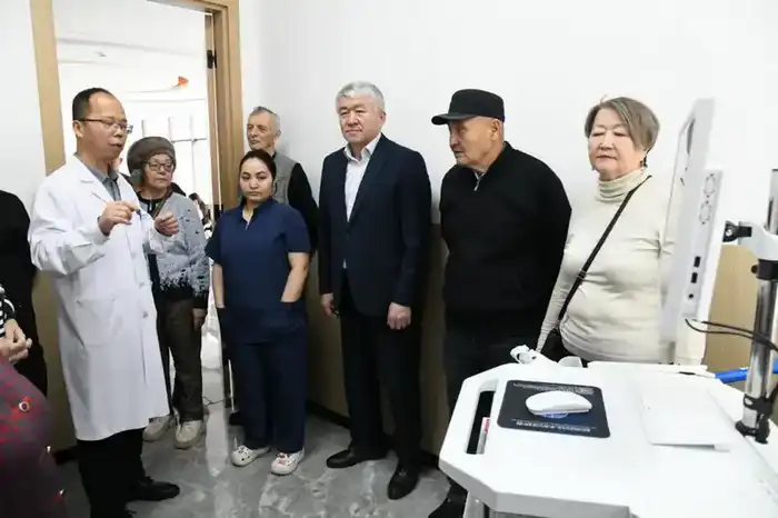 День открытых дверей для пожилых горожан провели в столичной клинике (6)