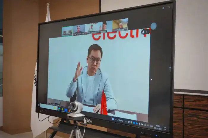 ПОДДЕРЖКА НАУКИ И ОБРАЗОВАНИЯ: ПОПЕЧИТЕЛЬСКИЙ СОВЕТ НОВОГО ЭНДАУМЕНТ-ФОНДА ПРОВЕЛ ПЕРВОЕ ЗАСЕДАНИЕ (4)