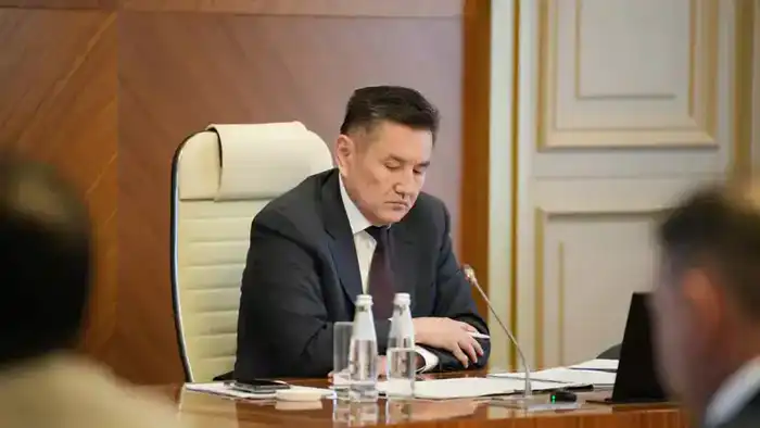 В акимате ВКО: на пути к новым вершинам реализации задач года {city2}