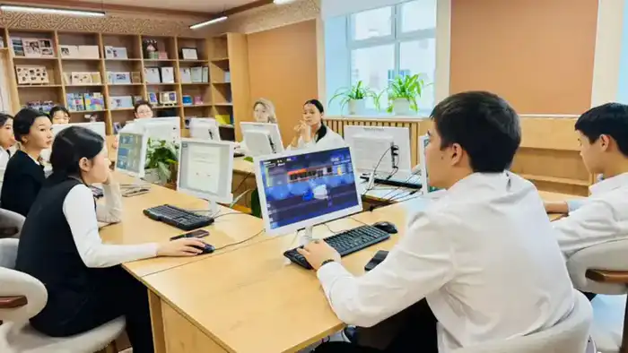 Более 91 тысячи учащихся Казахстана участвуют в республиканской игре по повышению финансовой грамотности {city2}